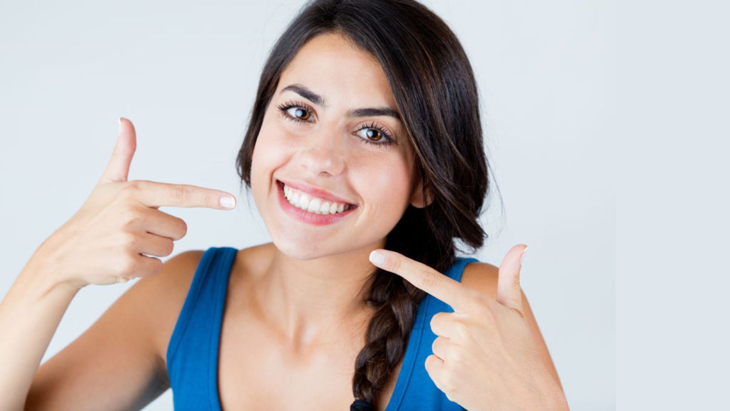 Women Show Casing Her Teeth